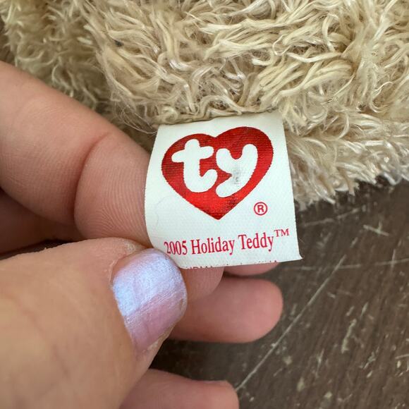 TY Beanie Baby 2005 Holiday Teddy Bear Red‎ Rose Flower Retired - Picture 2 of 5